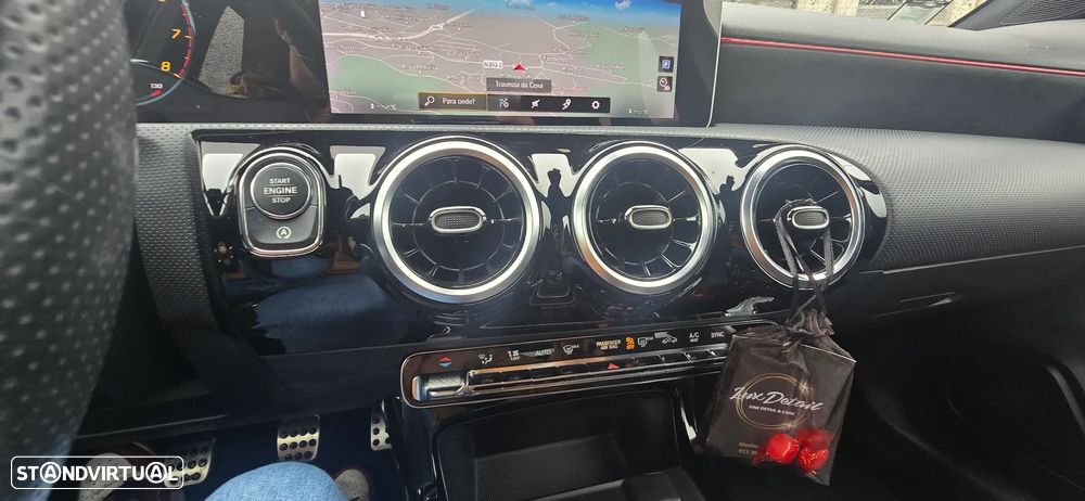 Mercedes-Benz A 200 AMG Line - 12