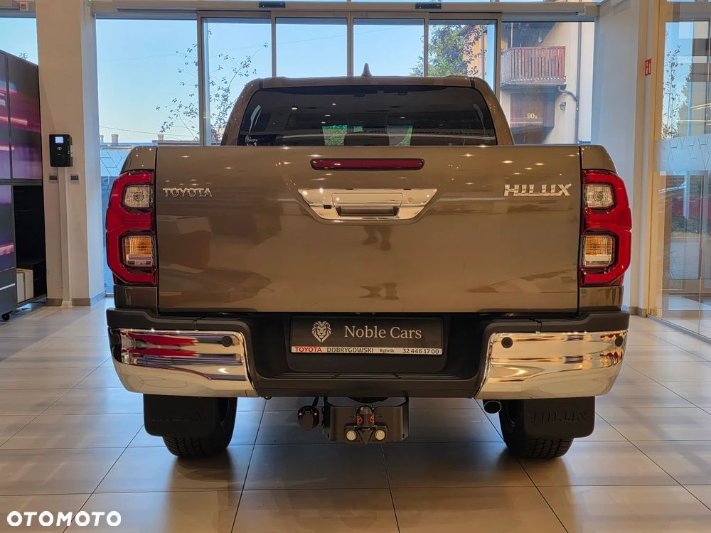Toyota Hilux 2.8 D-4D mHEV Double Cab Executive 4x4 - 3