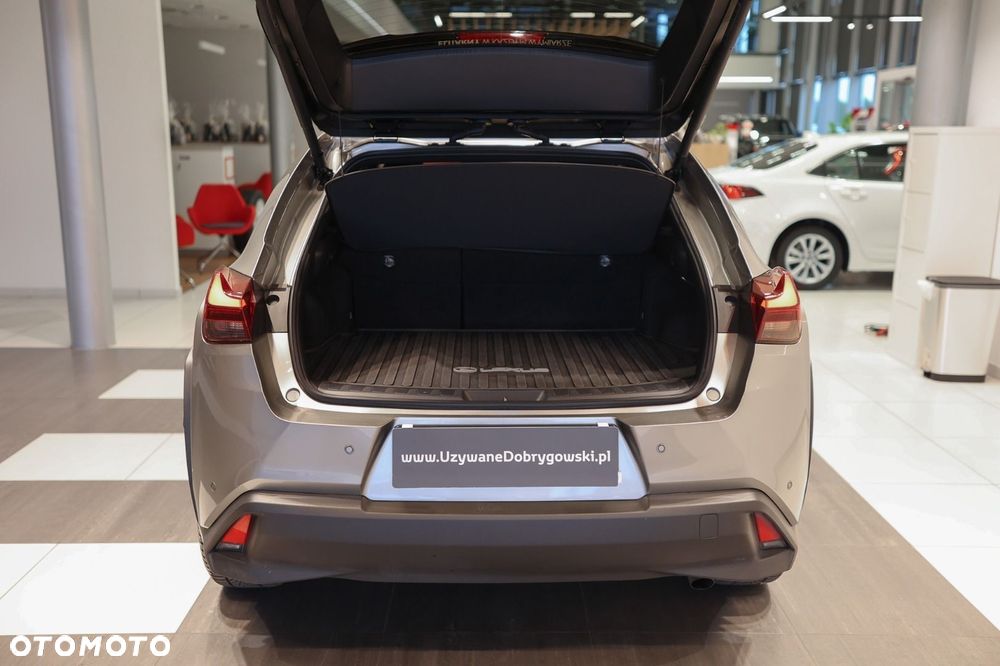 Lexus UX - 34