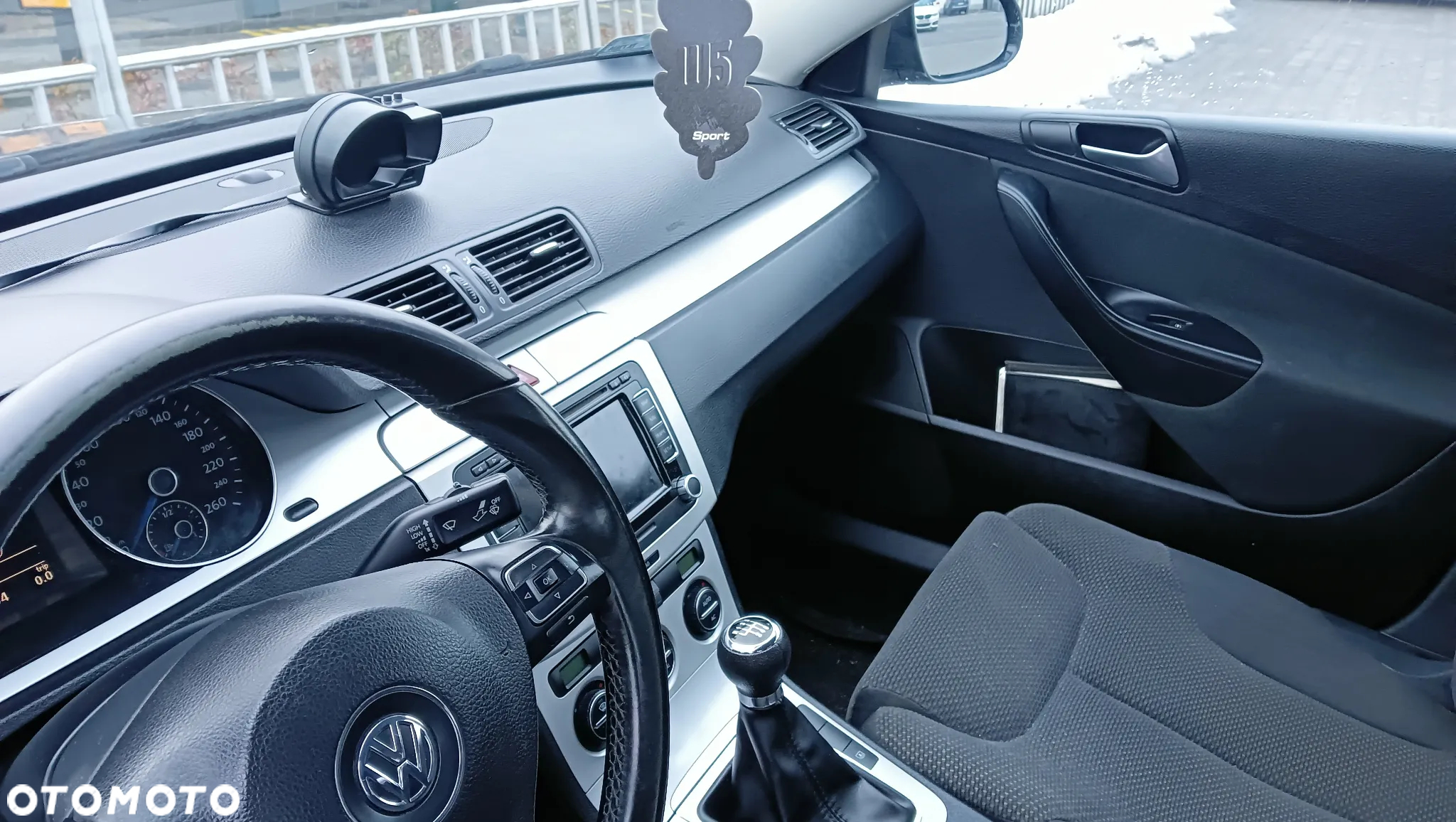 Volkswagen Passat 2.0 TDI Comfortline - 9