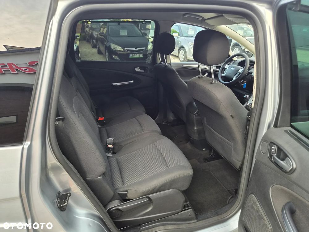 Ford S-Max - 18