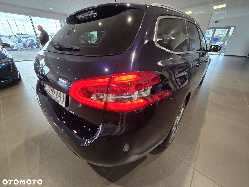 Peugeot 308 1.6 e-HDi Allure S&S - 30