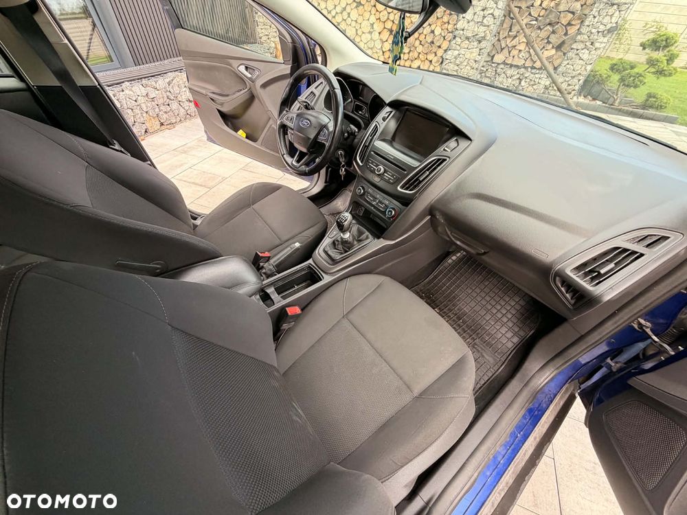 Ford Focus - 18