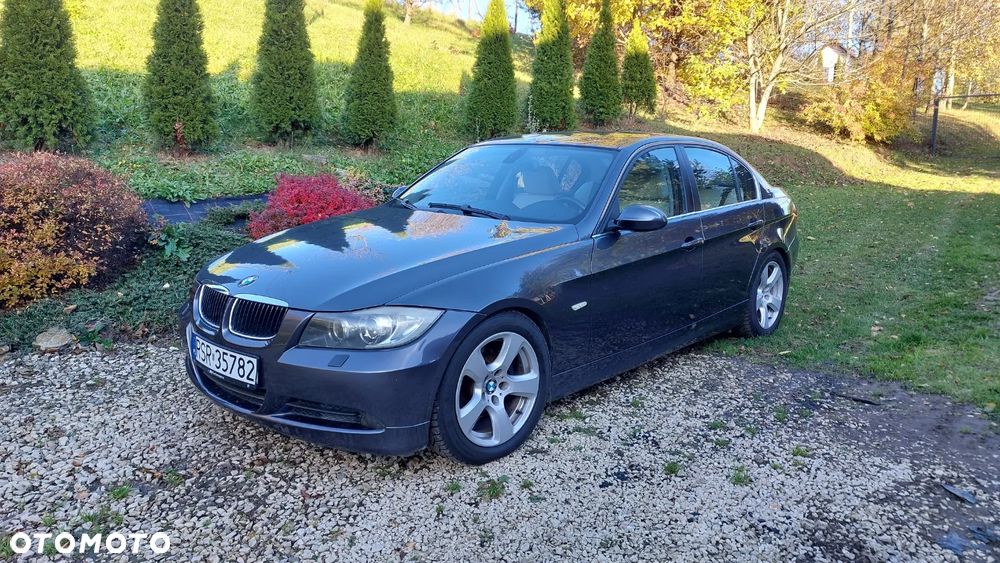 BMW Seria 3 325i - 1