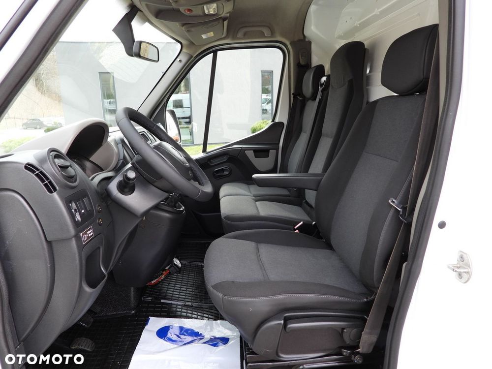 Renault MASTER FURGON TEMPOMAT PNEUMATYKA BLIŹNIACZE KOŁA KLIMATYZACJA  165KM - 26