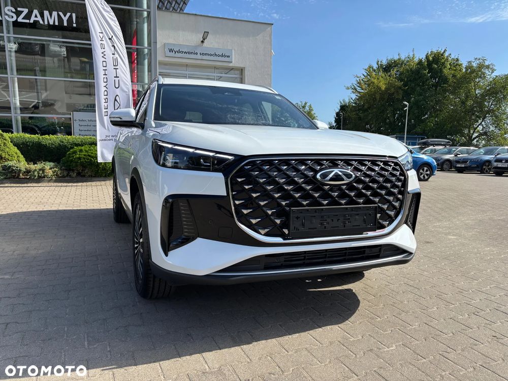 Chery Tiggo 8 1.6 T-GDI Prestige DCT - 6