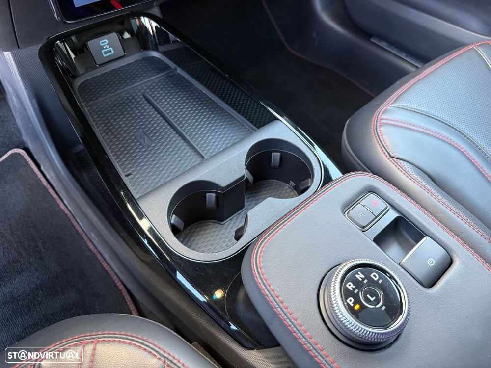 Ford Mustang Mach-E AWD PREMIUM - 18