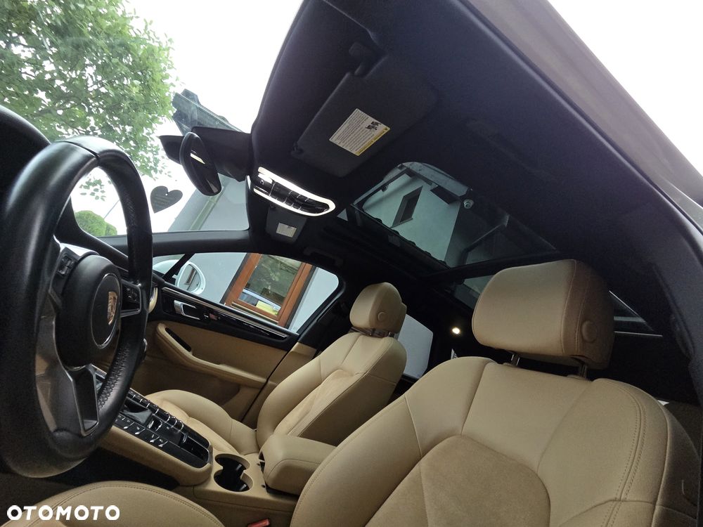 Porsche Macan Standard - 18
