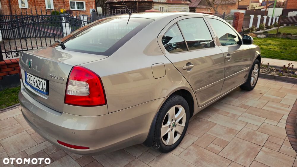 Skoda Octavia 1.6 TDI Ambition DSG - 6