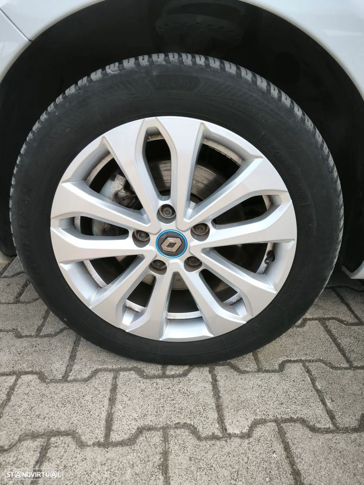 Renault Zoe (c/ Bateria) Zen 50 - 29