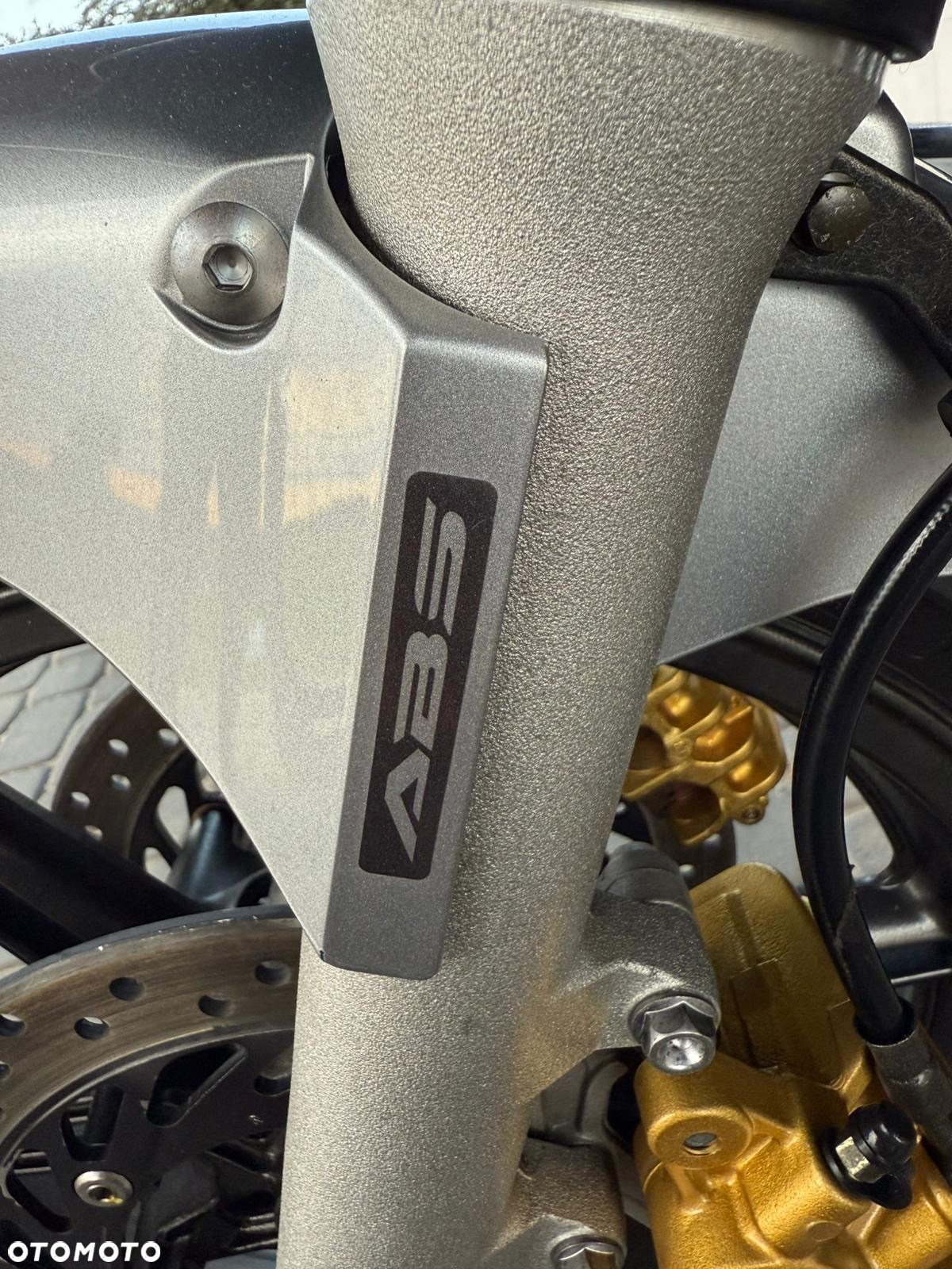 Honda CBF - 37