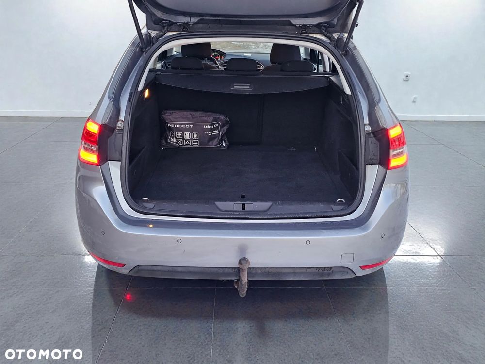 Peugeot 308 BlueHDi 120 Stop & Start Business-Line - 18