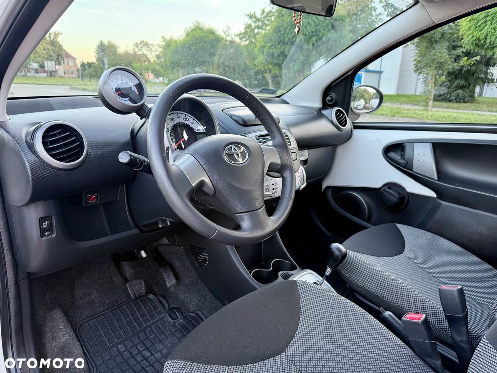 Toyota Aygo Multi Mode Connect - 14
