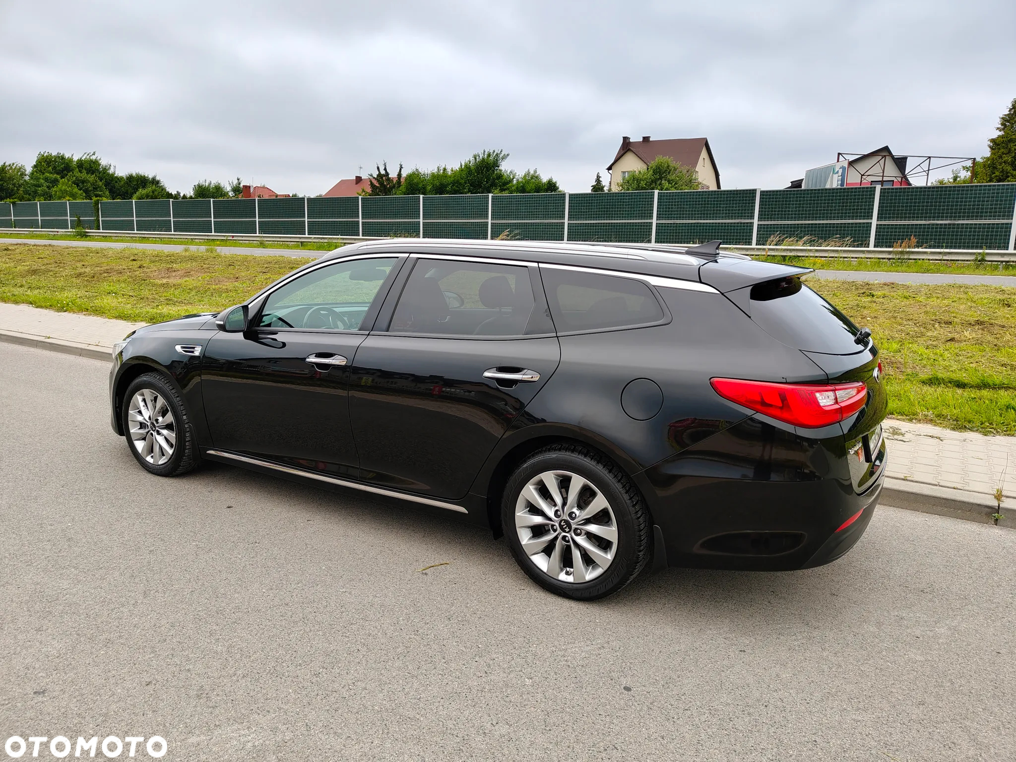 Kia Optima 1.7 CRDI XL DCT - 10