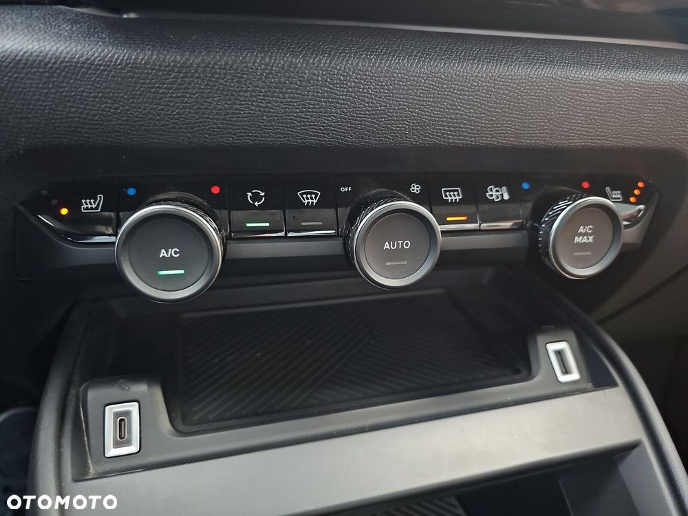 Citroën C4 1.2 PureTech Shine S&S - 22
