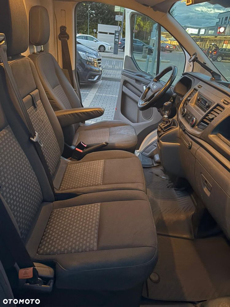 Ford TRANSIT CUSTOM - 22