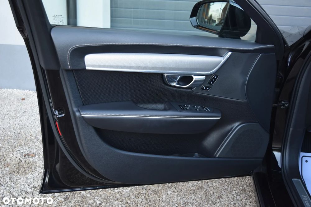 Volvo V90 D4 Geartronic R Design - 19