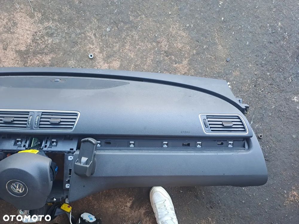 VW PASSAT B7 10- DESKA ROZDZIELCZA AIRBAG PASY KONSOLA - 2