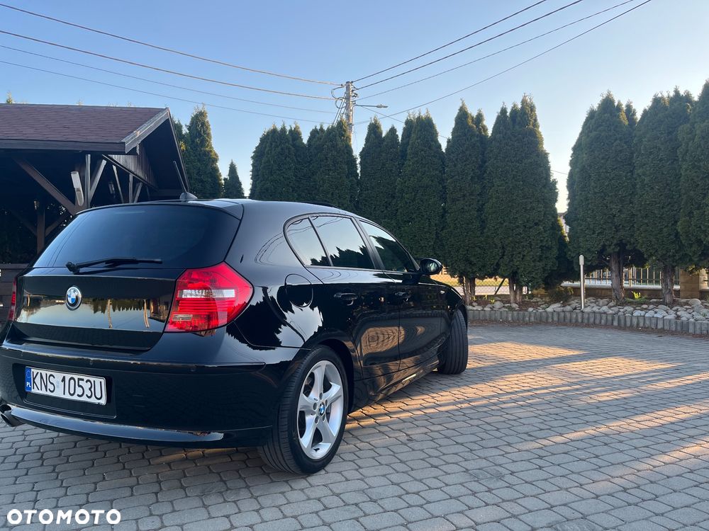 BMW Seria 1 120d - 8