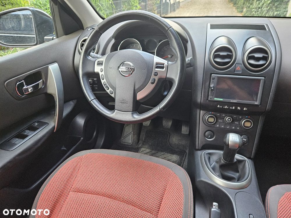 Nissan Qashqai - 13
