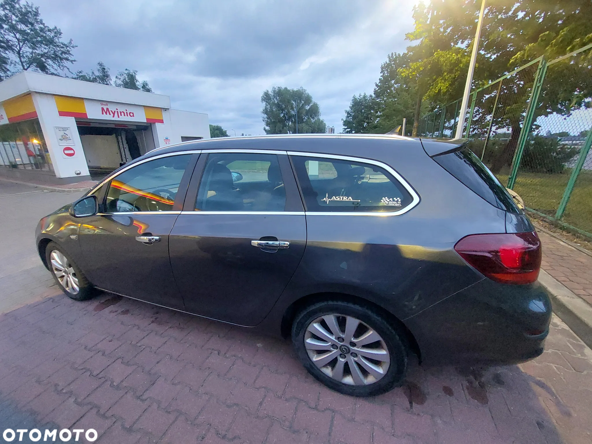 Opel Astra IV 2.0 CDTI Cosmo - 21
