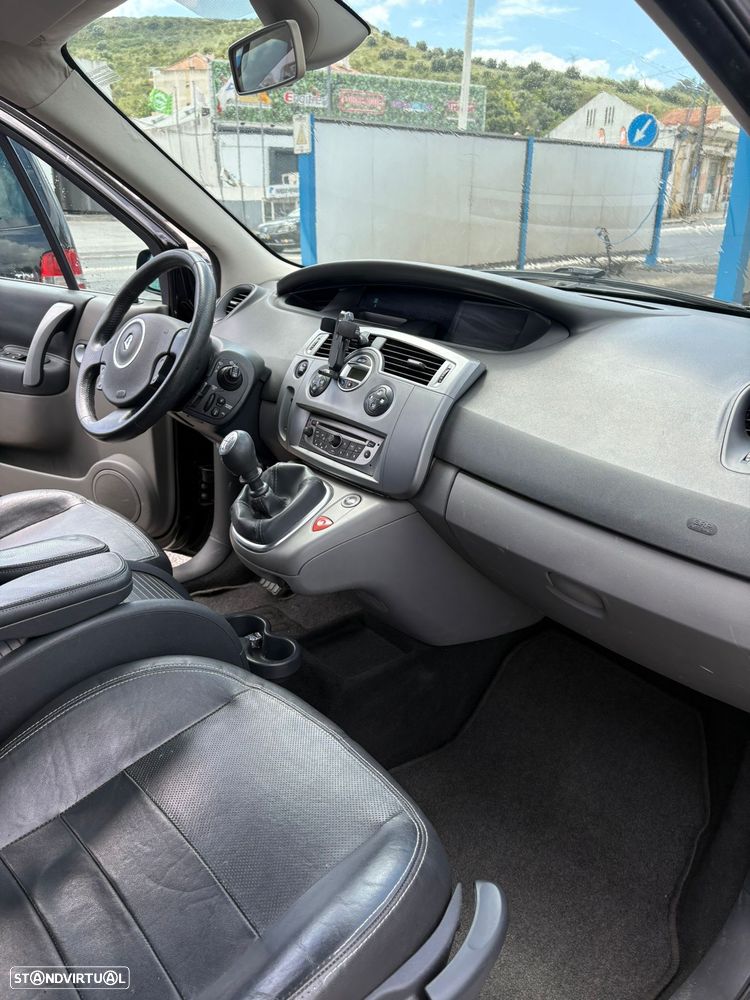 Renault Grand Scénic 1.5 dCi S 7L. - 3