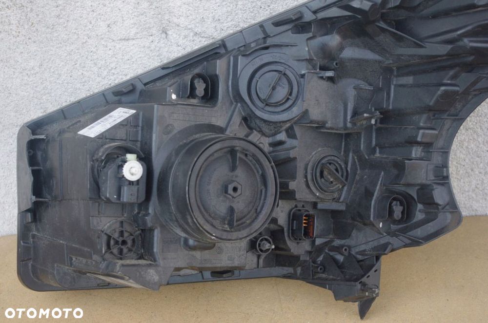 LAMPA PRAWA PRZÓD VIVARO B II TRAFIC III 260100647 - 10