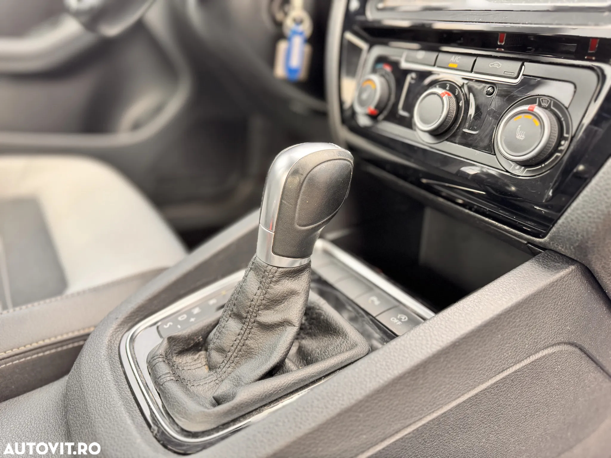 Volkswagen Jetta 2.0 TDI DSG BlueMotion Technologie - 23