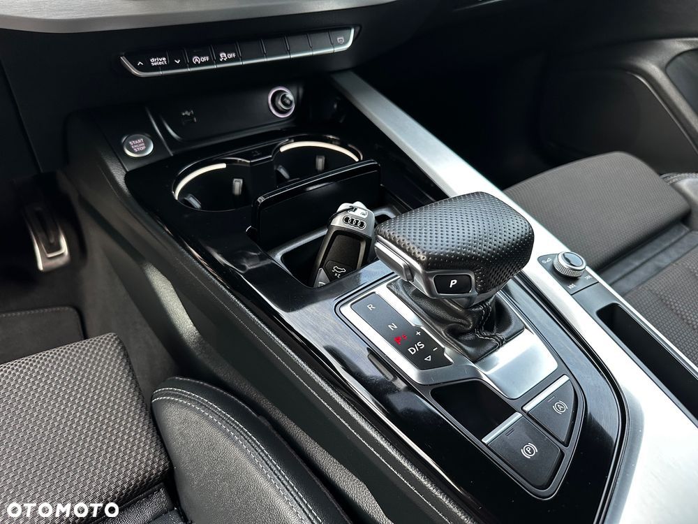 Audi A4 Avant 2.0 TFSI ultra Sport S tronic - 34