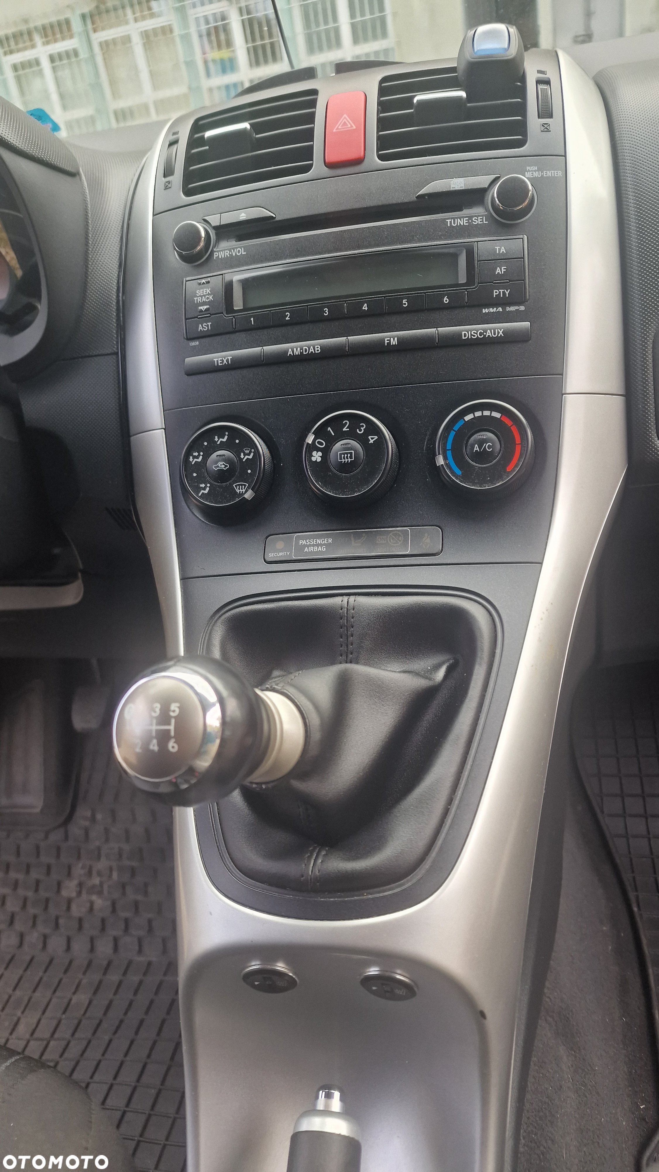 Toyota Auris 1.6 Sprint - 22
