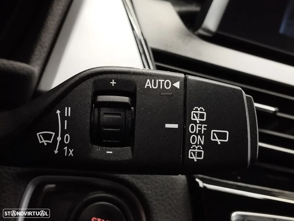 BMW 225xe Active Tourer Advantage - 27