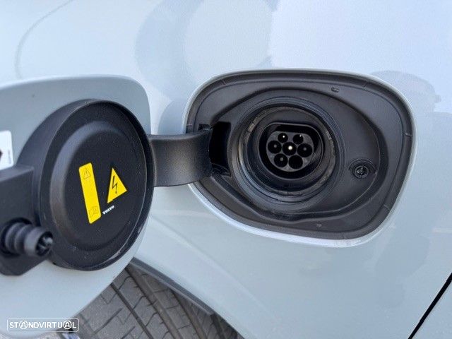Volvo XC 60 2.0 T6 PHEV Plus Dark AWD - 33
