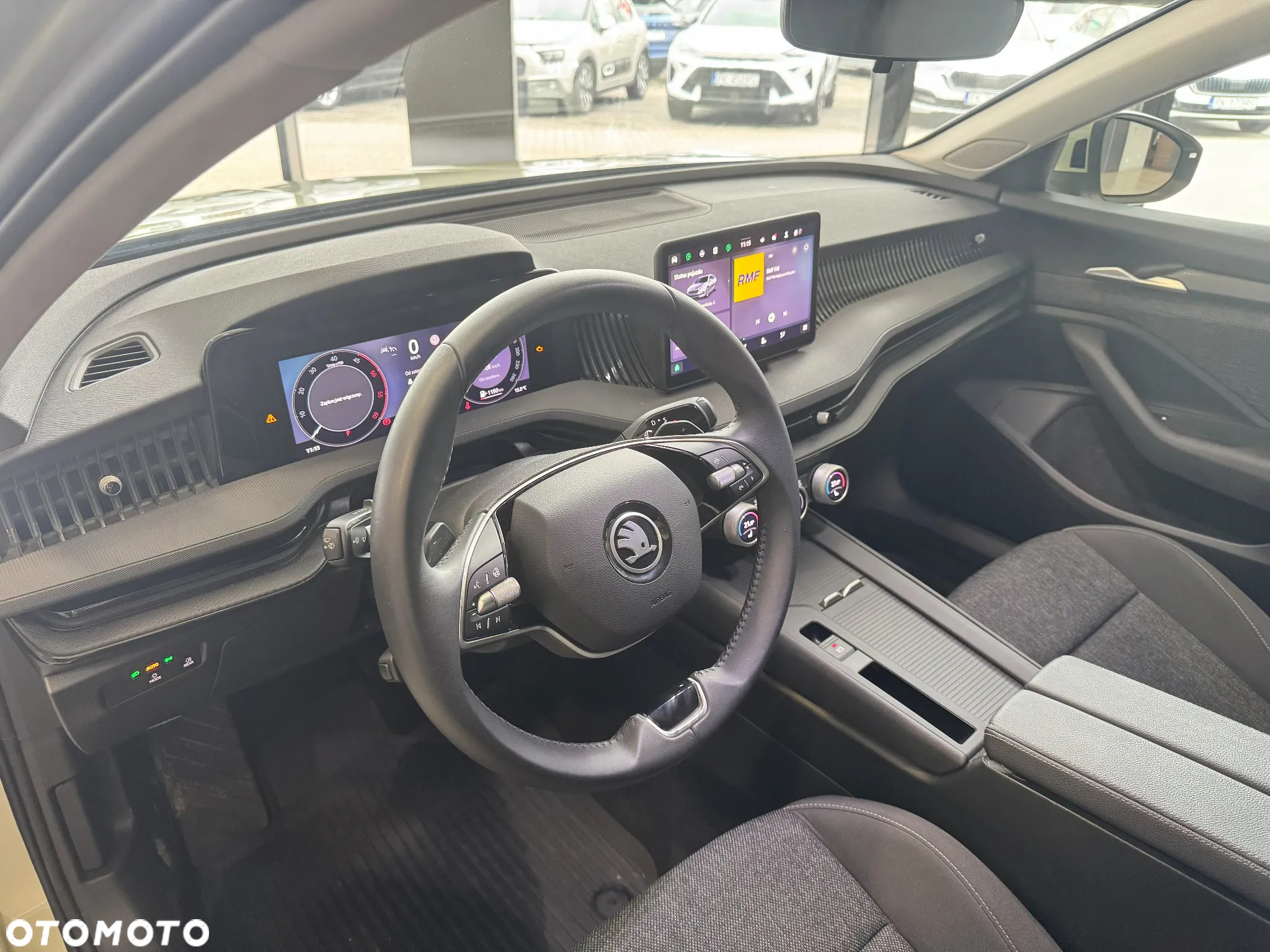 Skoda Superb 2.0 TDI SCR Essence DSG - 18