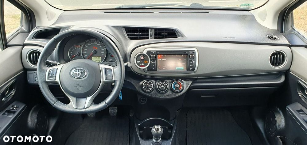Toyota Yaris - 6