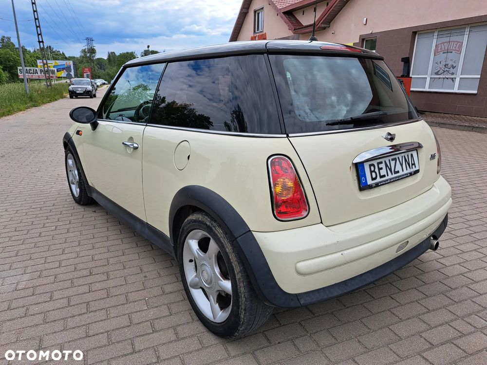 MINI ONE - 9