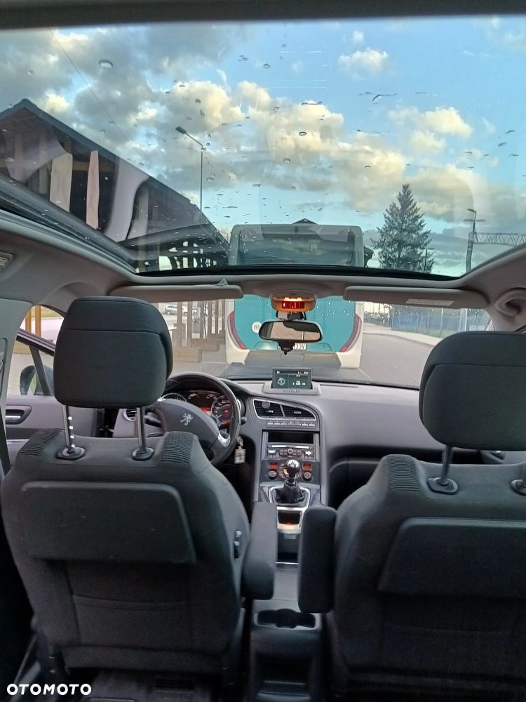 Peugeot 5008 2.0 BlueHDi Allure - 20