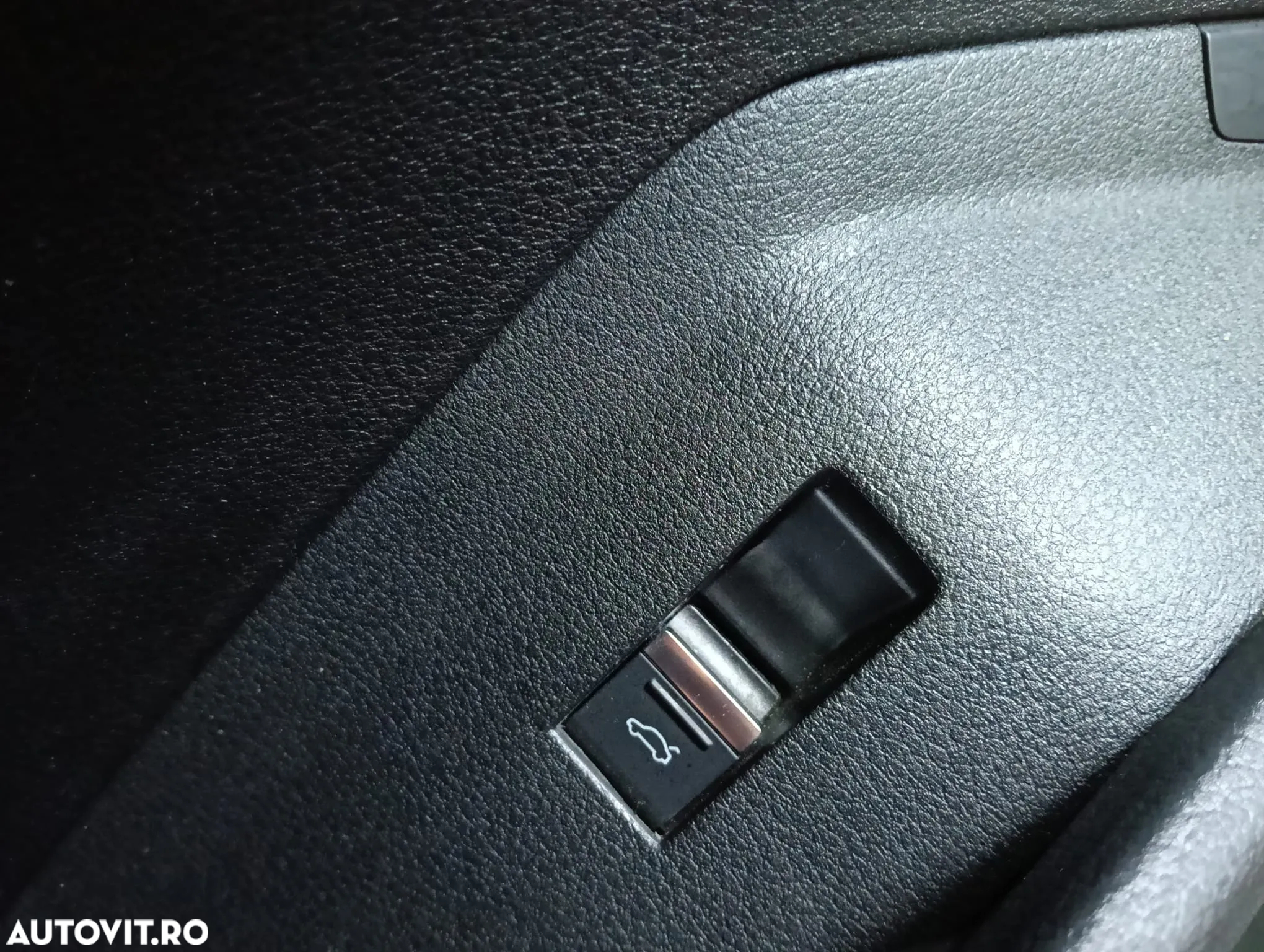 Audi e-tron 55 quattro advanced - 32