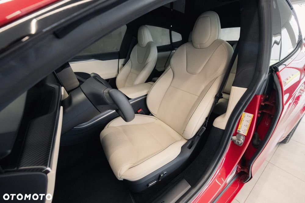Tesla Model S Plaid - 13