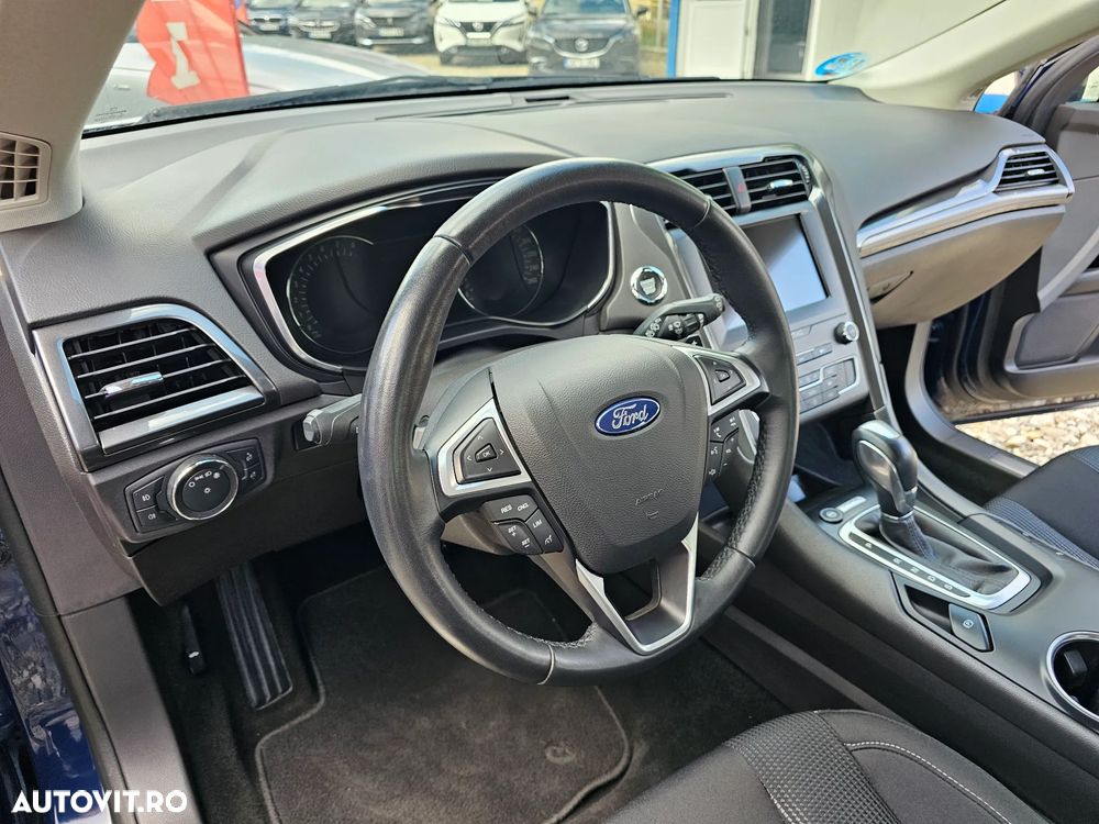 Ford Mondeo - 24