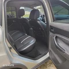Ford Kuga - 12