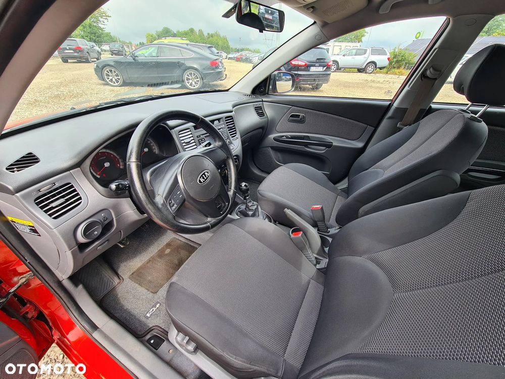 Kia Rio 1.4 Comfort - 13
