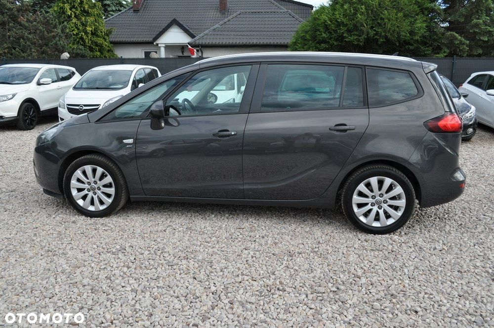 Opel Zafira - 11