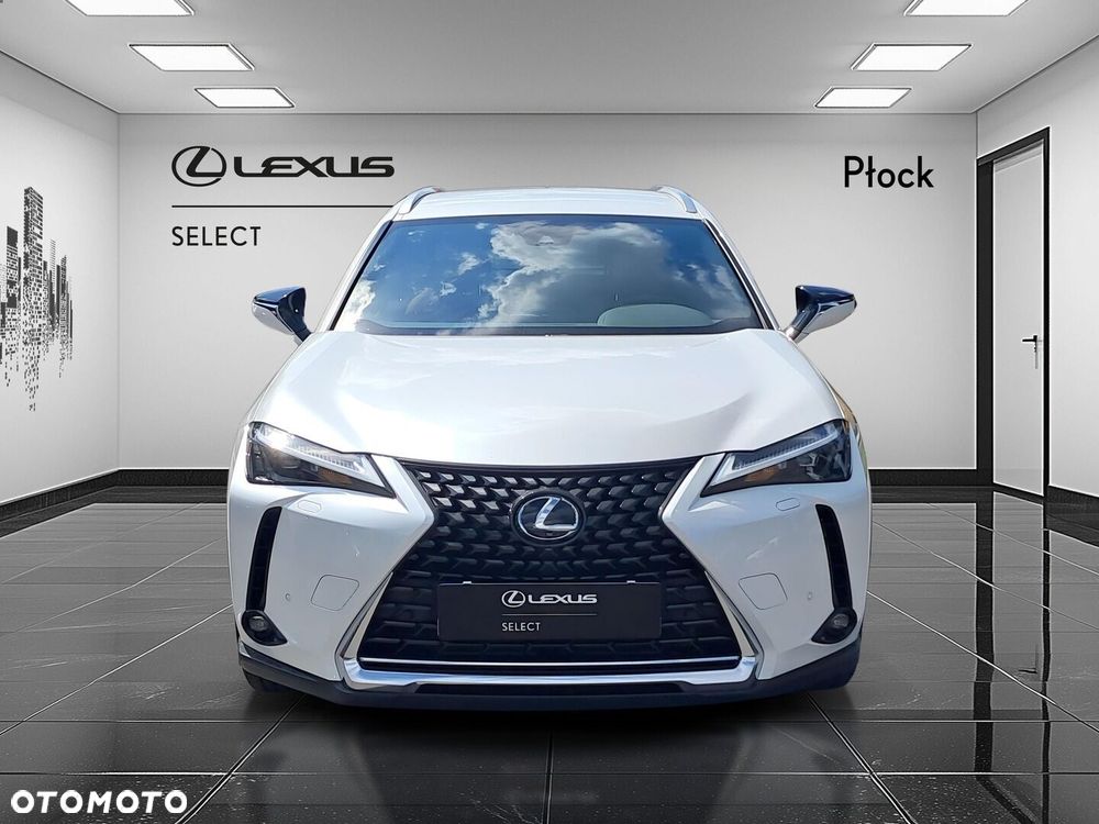 Lexus UX - 8