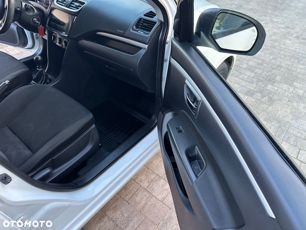 Suzuki Swift 1.2 Club - 13