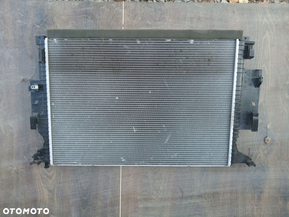 Ford Kuga chłodnica wody ej738005 - 3