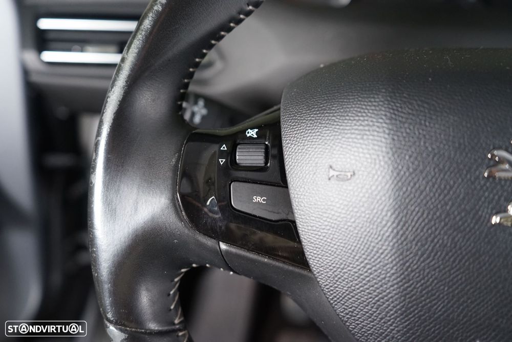 Peugeot 308 1.6 e-HDi Allure - 17