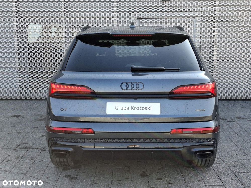 Audi Q7 - 6