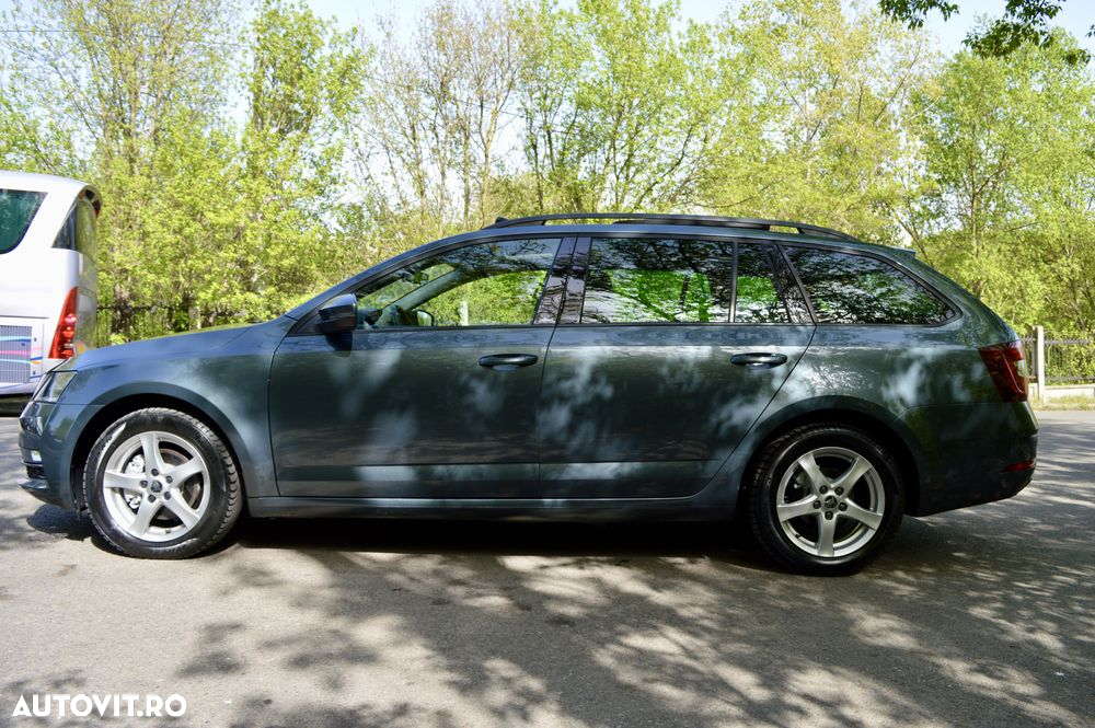 Skoda Octavia 2.0 TDI Style - 9