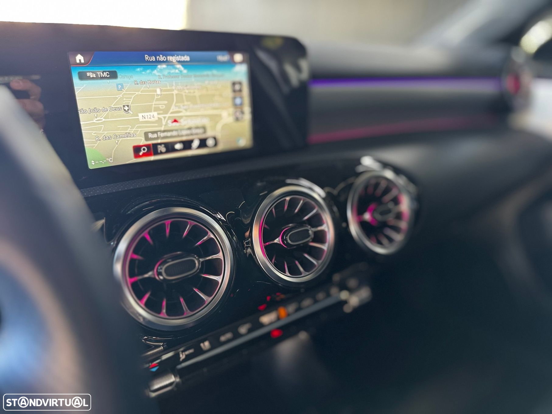 Mercedes-Benz A 250 e AMG Line - 11