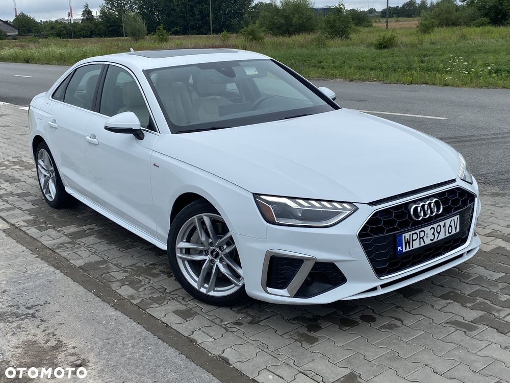 Audi A4 Limousine 45 TFSI Quattro S tronic - 1